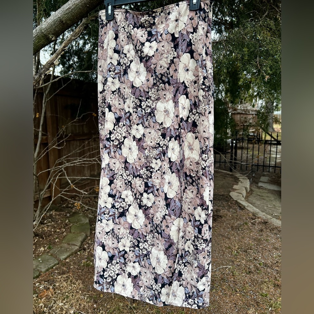 NWT Floral Magnolia Summer Maxi Skirt High Slit Elastic Waist M